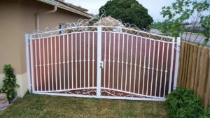 aluminum-swing-gate_6