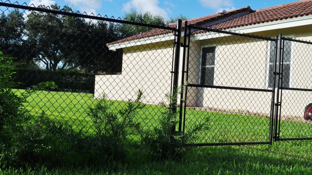 Chain Link Fences South Florida Chain Link Fence Installation